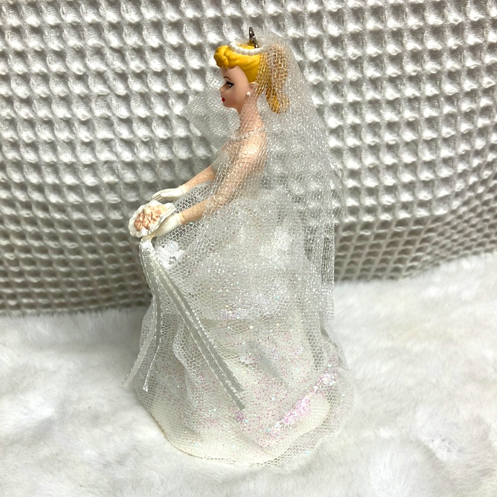 Hallmark Holiday Keepsake Ornament - Picture 4 of 5
